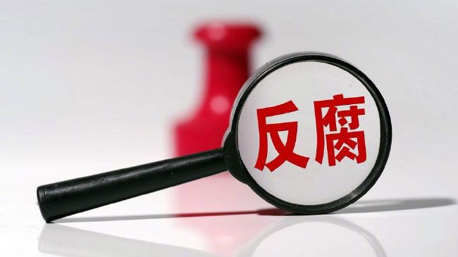 此前戴夫·帕特尔已确认出演主人公大卫·科波菲尔，此次公布卡司还包括了蒂尔达·斯文顿、休·劳瑞、阿奈林 64届圣巴斯蒂安电影节开幕 范冰冰蕾丝透视裙亮相 2016-09-17 2016年9月17日，西班牙圣巴斯蒂安，当地时间9月16日，第64届圣巴斯蒂安国际电影节开幕红毯，《布勒斯特之女》（La Fille De Brest）首映礼。