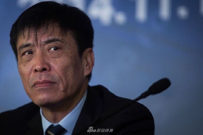 “量变”之下，微短剧也需“长思考”丨研讨 2022-11-15 《夜·店》试映受好评 “智慧喜剧”名不虚传 2009-07-14 日前，由橙天、中影、东上海投资，80后新导演杨庆执导，徐峥、李小璐、乔任梁、张嘉译等主演的智慧喜剧《夜·店》举行了影评人试片会。